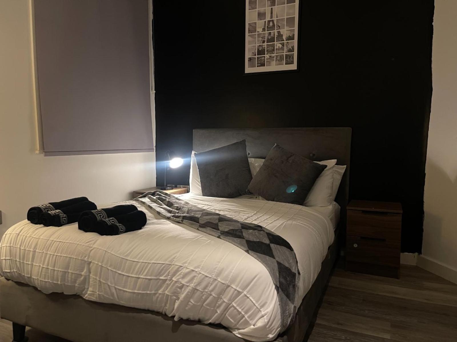 Luxe - 4 Beds - Sleeps 6 People - Nottingham