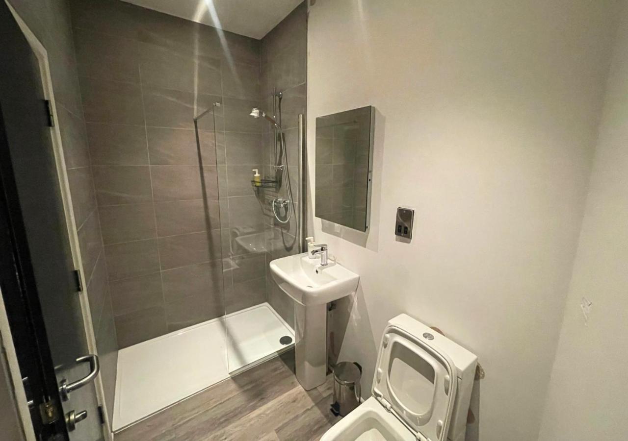 Apartment Luxe - 4 Beds - Sleeps 6 People -